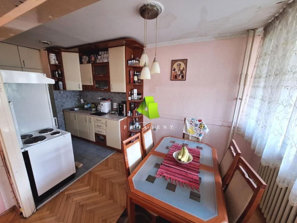 Slika 4 - Trosoban stan za izdavanje, 70m2, 400€