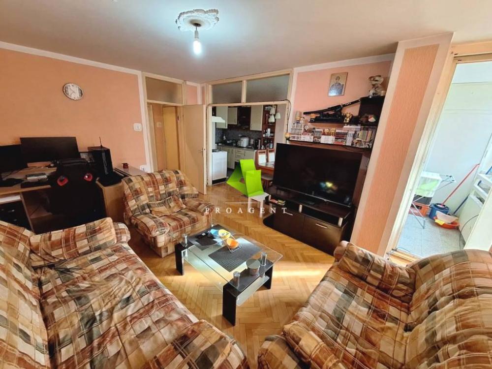 Slika 1 - Trosoban stan za izdavanje, 70m2, 400€