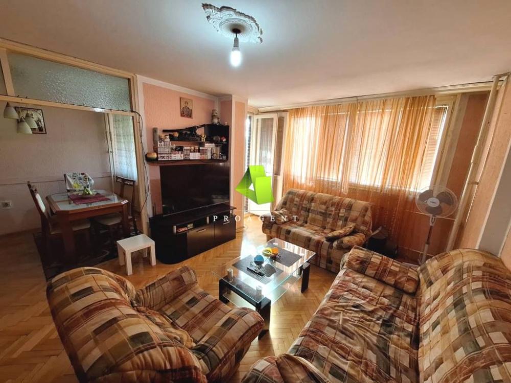 Glavna slika -Trosoban stan za izdavanje, 70m2, 400€