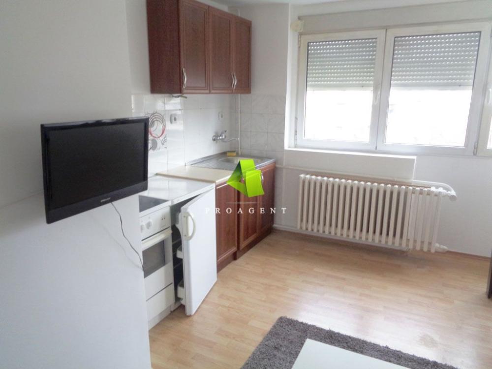 Slika 3 - Nade Tomić, Dvoiposoban stan za izdavanje, 39m2, 350€