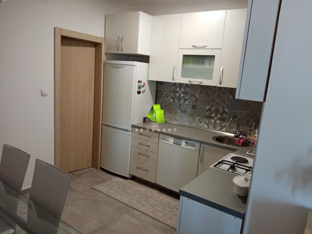 Slika 5 - Trosoban stan na prodaju, 72m2, 140.000€