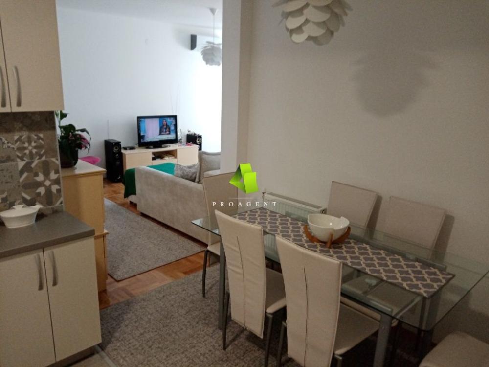 Slika 8 - Trosoban stan na prodaju, 72m2, 140.000€