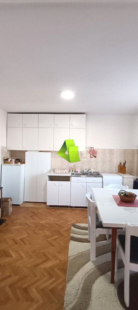 Slika 3 - Jednoiposoban stan za izdavanje, 70m2, 250€