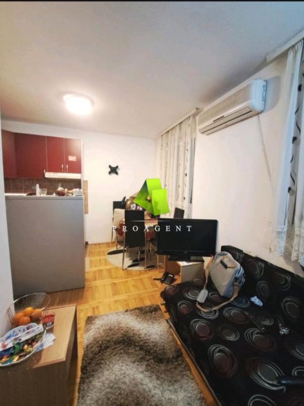 Slika 1 - Velikotrnavska, Jednoiposoban stan za izdavanje, 34m2, 300€