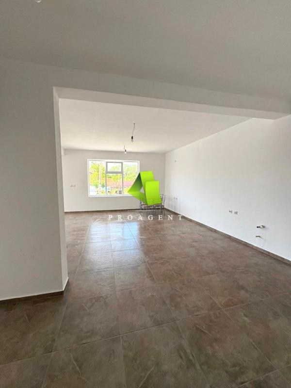 Slika 2 -  Lokal za izdavanje, 130m2, 500€