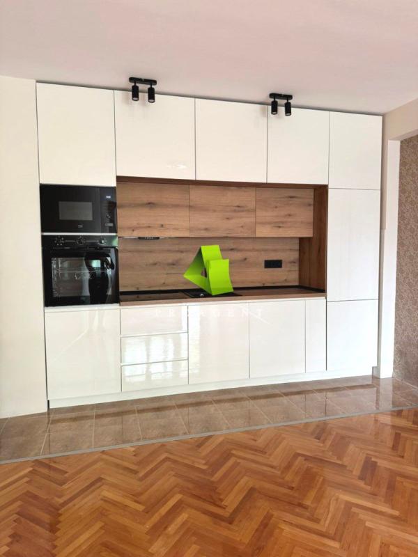 Slika 1 - Dvoiposoban stan za izdavanje, 70m2, 450€