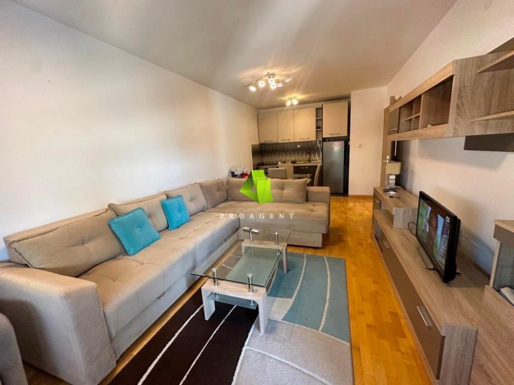 Slika 1 - Jednoiposoban stan za izdavanje, 45m2, 400€