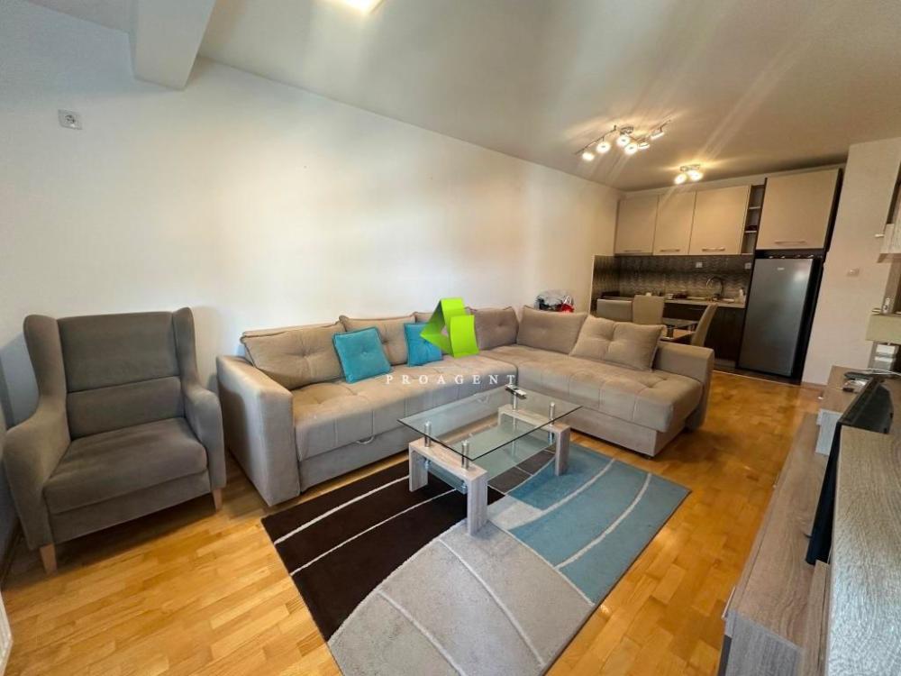 Glavna slika -Jednoiposoban stan za izdavanje, 45m2, 400€