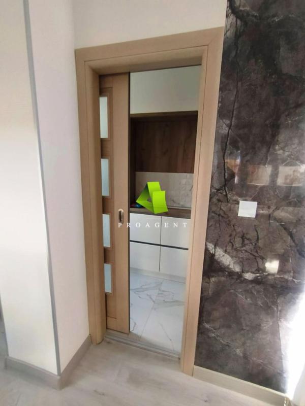 Slika 10 - Četvorosoban stan za izdavanje, 84m2, 1.100€