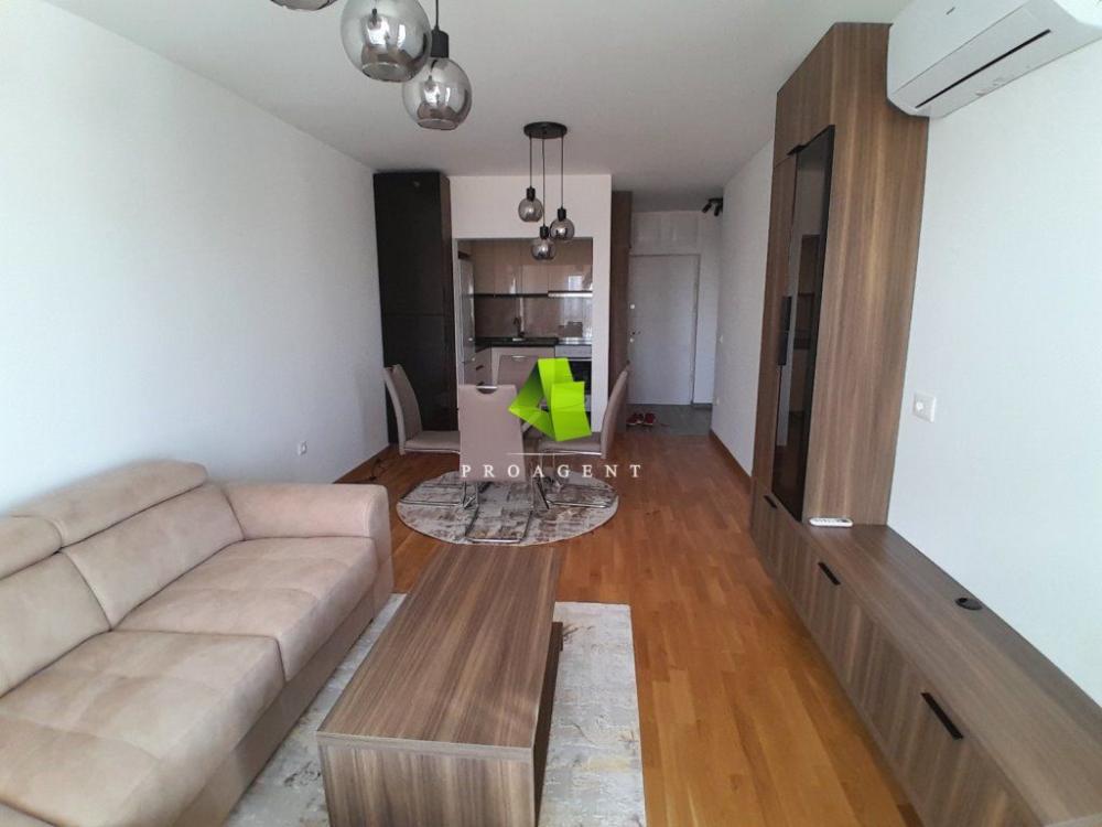 Slika 1 - Jednoiposoban stan za izdavanje, 46m2, 450€