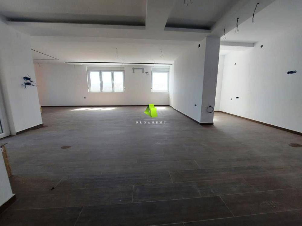 Slika 4 -  Lokal na prodaju, 310m2, 434.000€