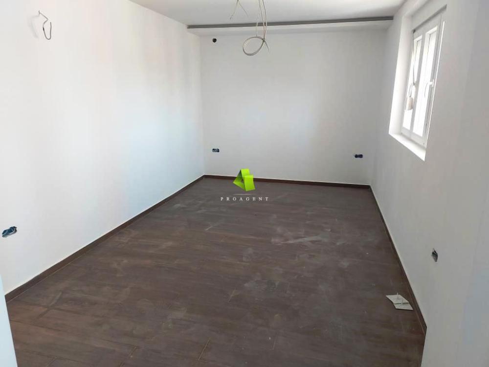 Slika 6 -  Lokal na prodaju, 310m2, 434.000€