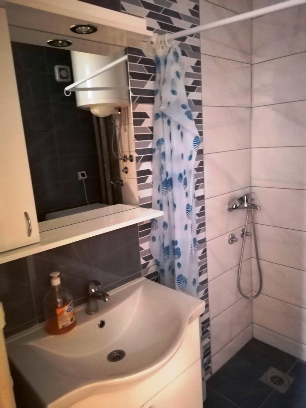 Slika 7 - Dvoiposoban stan za izdavanje, 70m2, 400€