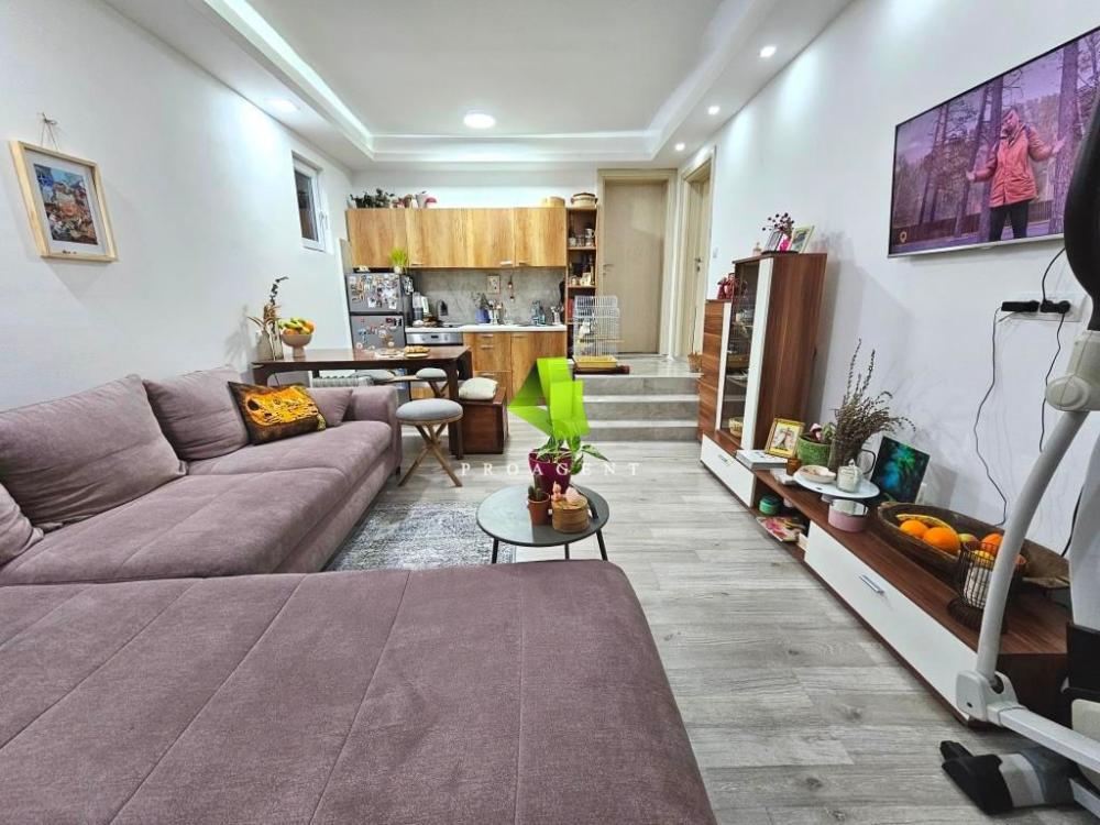 Glavna slika -Jednoiposoban stan na prodaju, 40m2, 69.000€