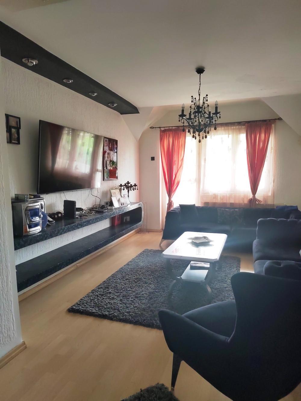 Glavna slika -Petosoban stan na prodaju, 200m2, 170.000€