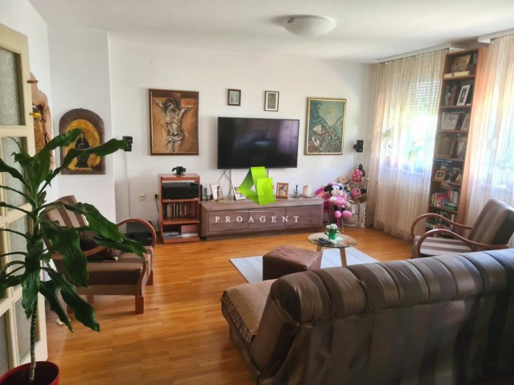 Glavna slika -Troiposoban stan na prodaju, 82m2, 150.000€