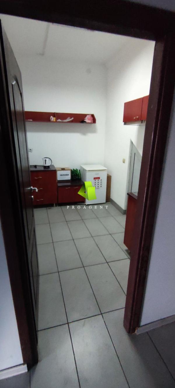 Slika 5 -  Lokal za izdavanje, 200m2, 1.200€