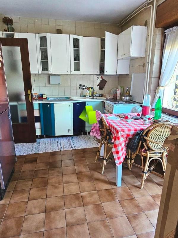 Slika 5 - Četvorosoban stan za izdavanje, 180m2, 600€