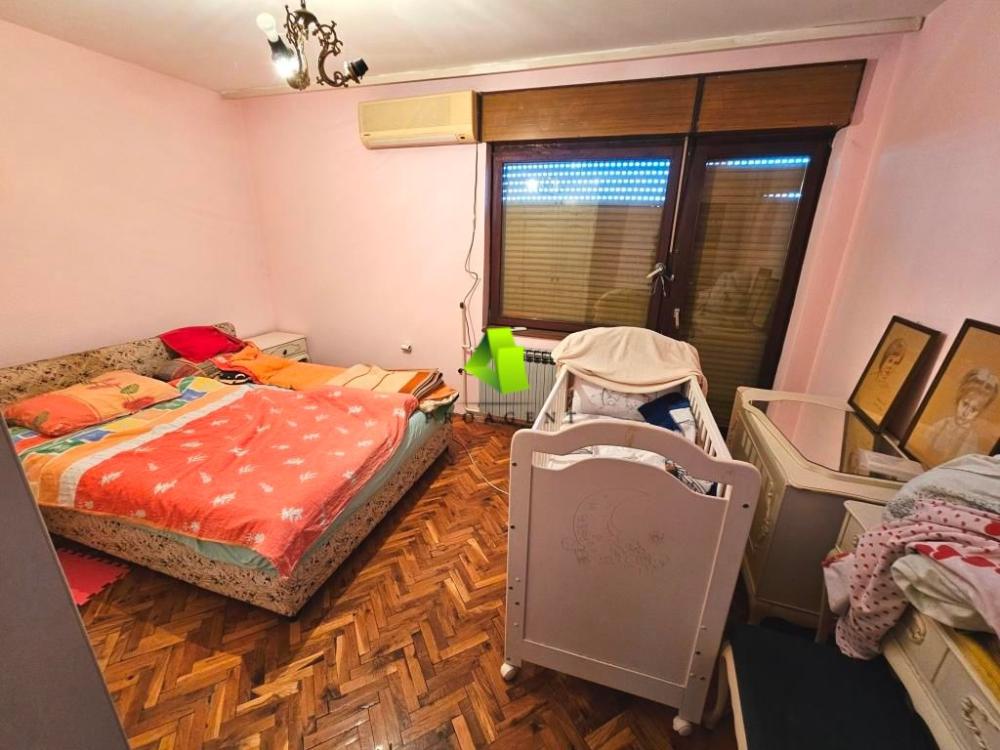 Slika 7 - Četvorosoban stan za izdavanje, 180m2, 600€