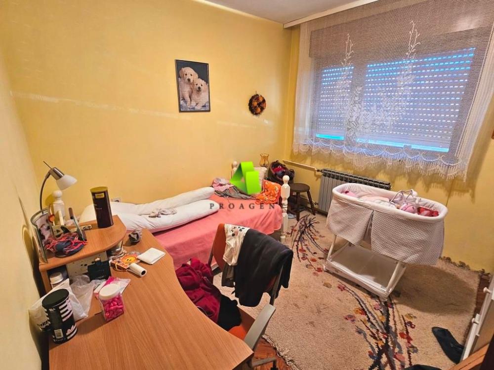 Slika 6 - Četvorosoban stan za izdavanje, 180m2, 600€