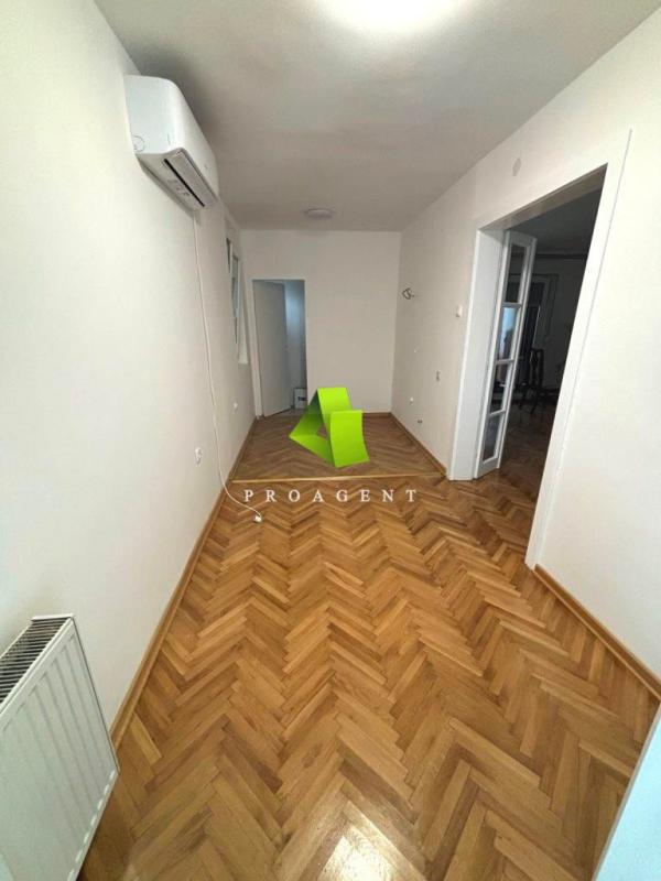 Slika 3 -  Lokal za izdavanje, 80m2, 700€