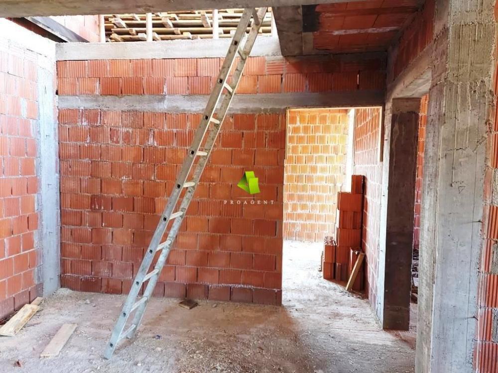 Slika 1 - Dvoiposoban stan na prodaju, 134m2, 135.000€