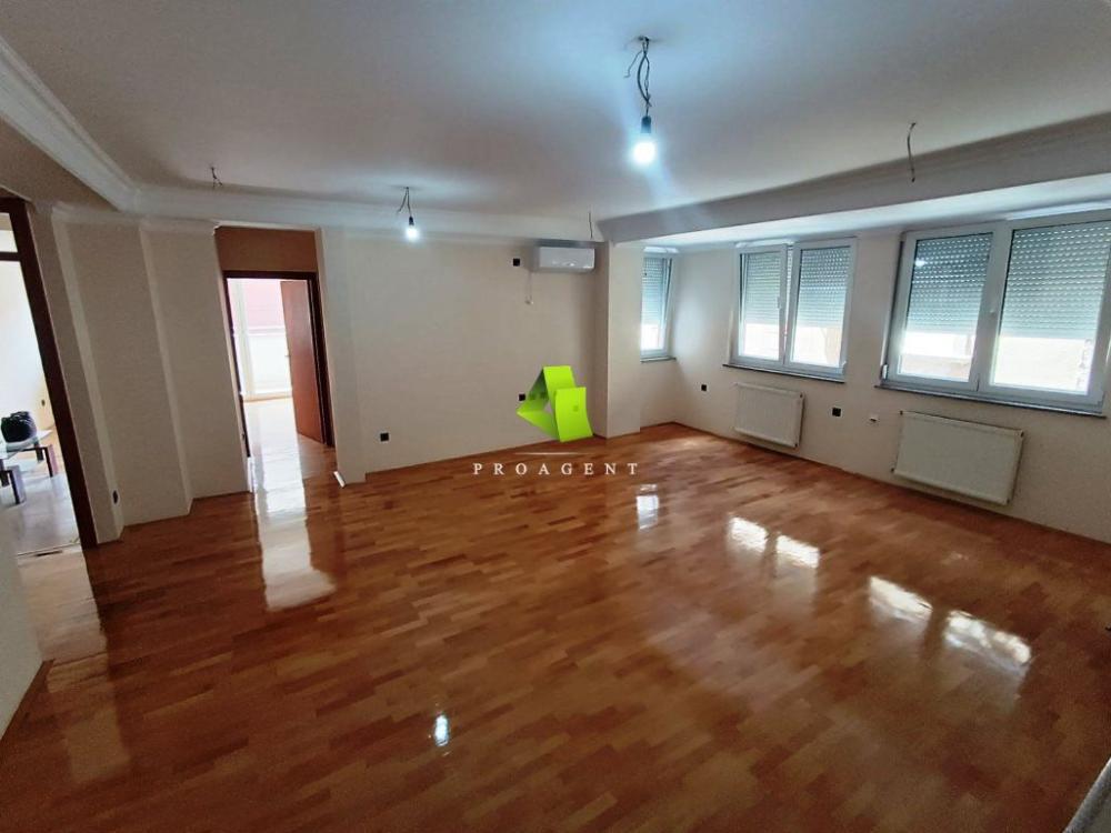 Glavna slika -Trosoban stan na prodaju, 87m2, 185.000€