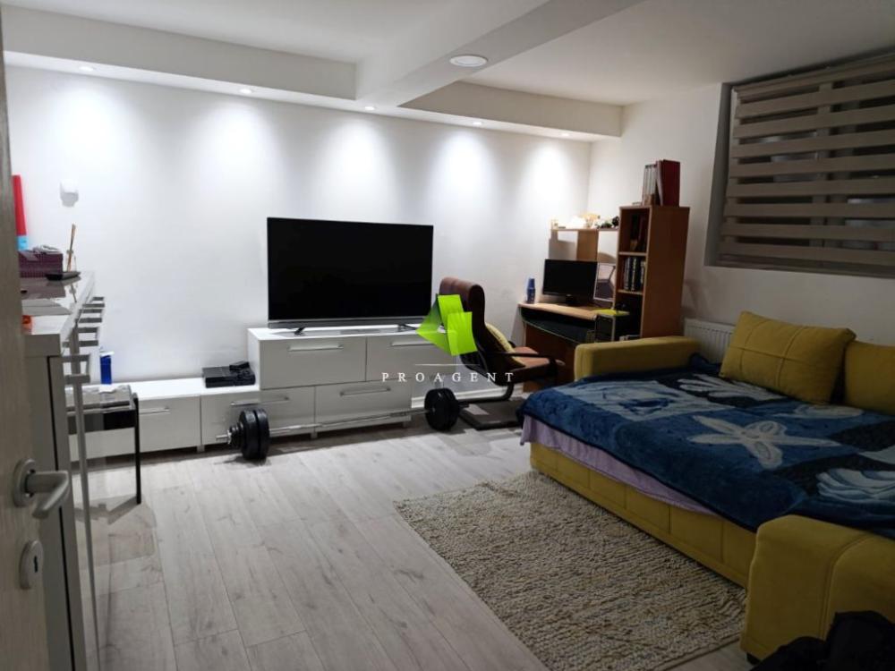 Slika 10 -  Kuća na prodaju, 325m2, 385.000€
