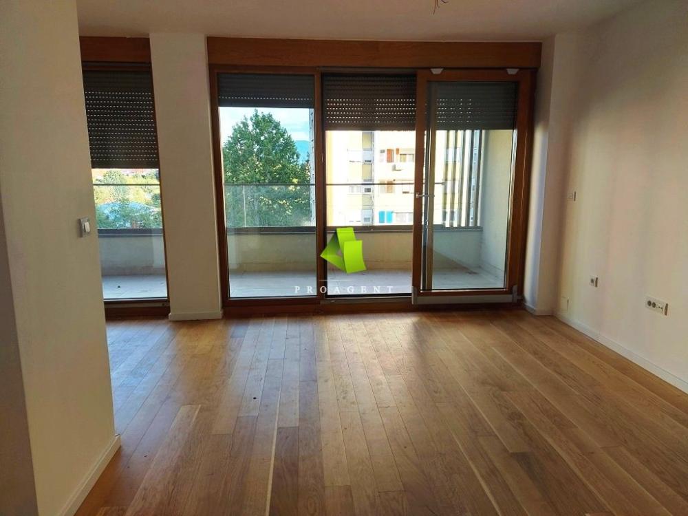 Slika 2 - Četvorosoban stan na prodaju, 86m2, 198.300€