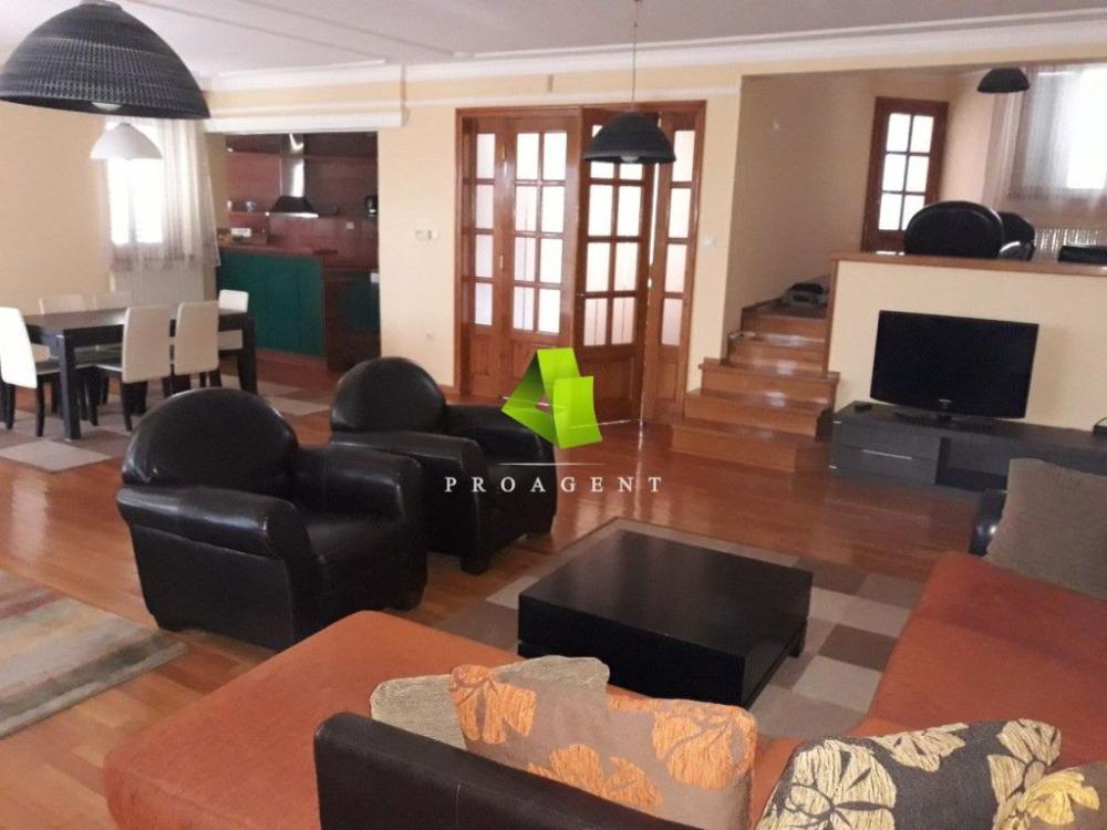 Glavna slika -Jesenjinova,  Kuća za izdavanje, 240m2, 1.100€