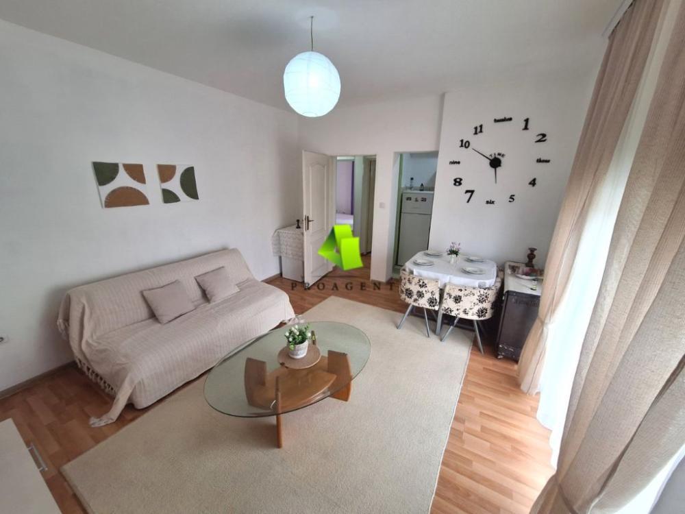 Glavna slika -Jednoiposoban stan na prodaju, 40m2, 70.000€