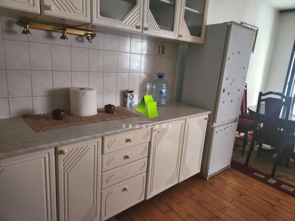 Slika 4 -  Kuća na prodaju, 300m2, 172.000€