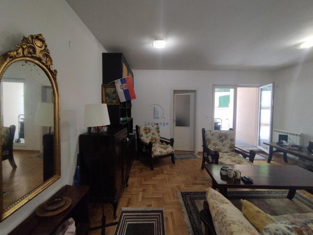 Slika 1 - Jovanke Radaković, Dvoiposoban stan na prodaju, 55m2, 158.000€