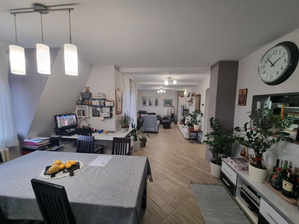 Slika 2 - Četvorosoban stan na prodaju, 116m2, 322.600€