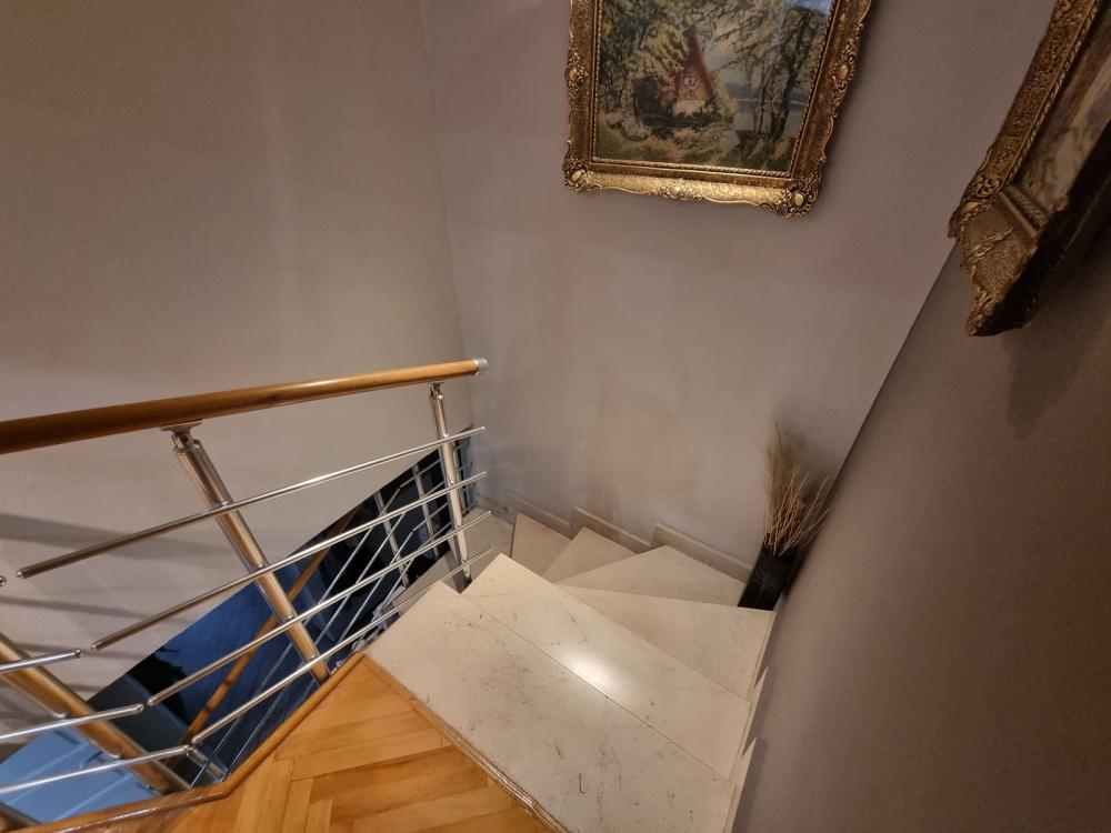 Slika 8 - Četvorosoban stan na prodaju, 116m2, 322.600€