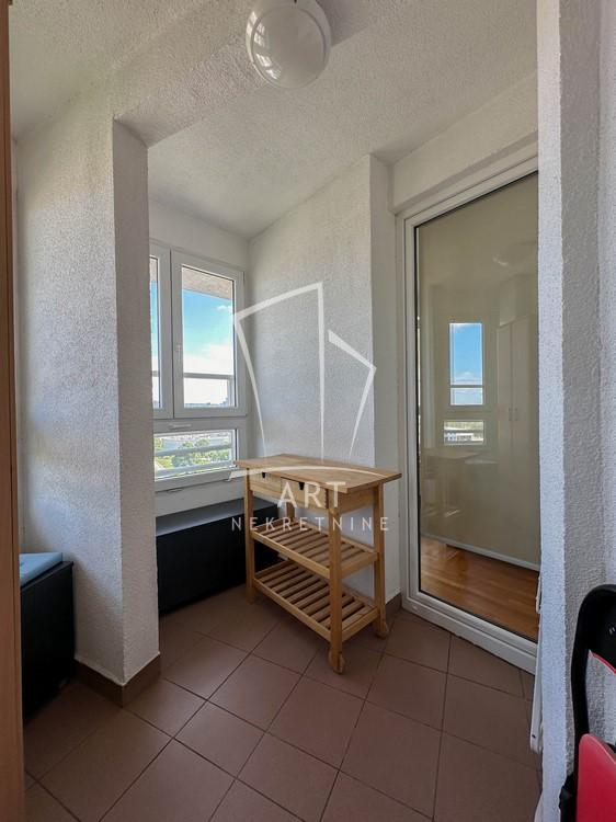 Slika 7 - Bulevar Crvene Armije, Dvosoban stan za izdavanje, 61m2, 700€