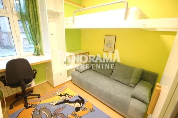 Slika 11 - Omladinska,  Kuća na prodaju, 170m2, 795.000€