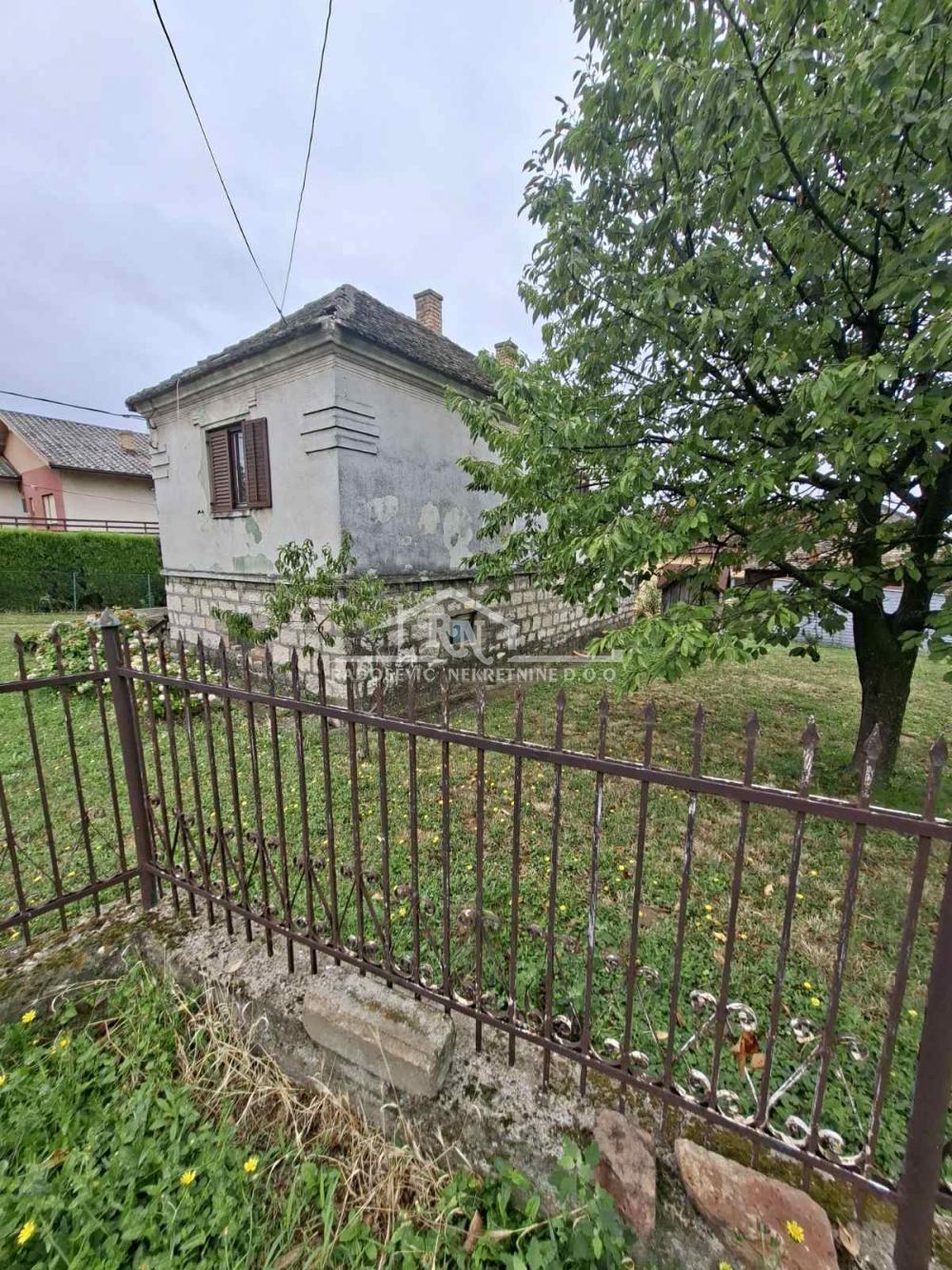 Slika 5 - Beogradska,  Kuća na prodaju, 76m2, 120.000€