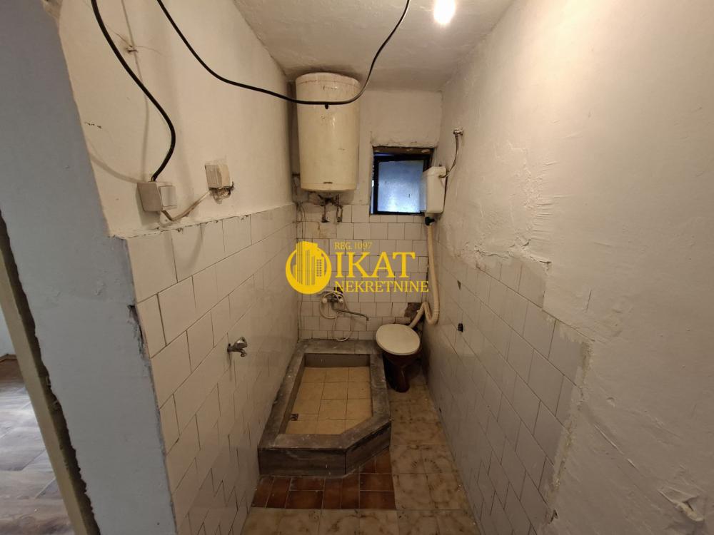 Slika 2 - Bulevar Kralja Aleksandra,  Kuća na prodaju, 26m2, 65.000€