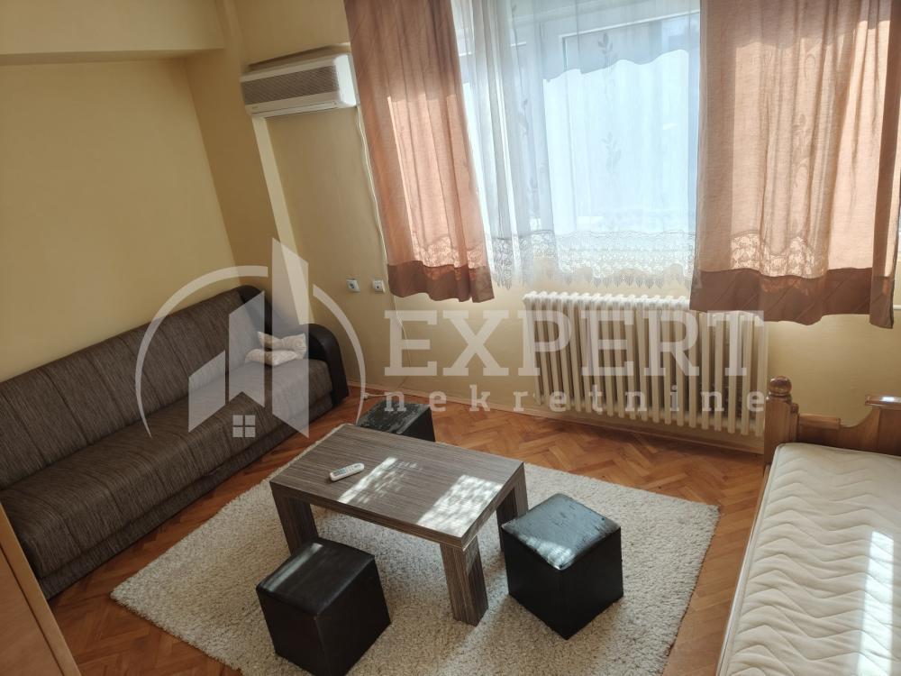 Glavna slika -Obilićev venac, Trosoban stan za izdavanje, 62m2, 400€