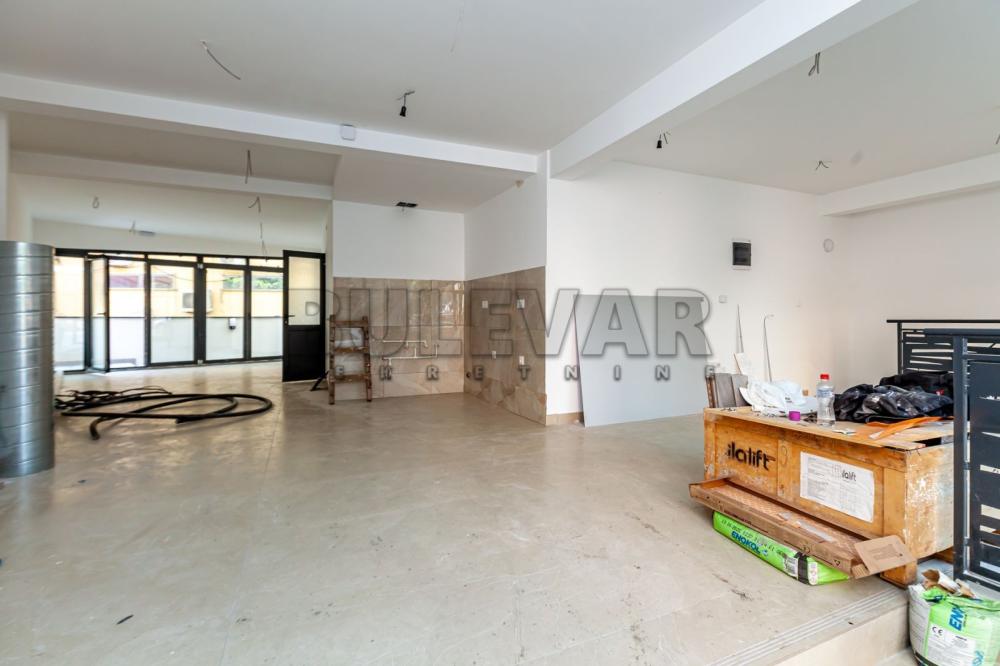 Slika 3 - Davidova,  Lokal za izdavanje, 165m2, 3.500€