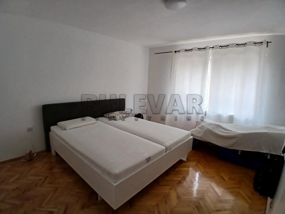 Slika 6 - Stevana Nemanje, Trosoban stan na prodaju, 79m2, 125.000€