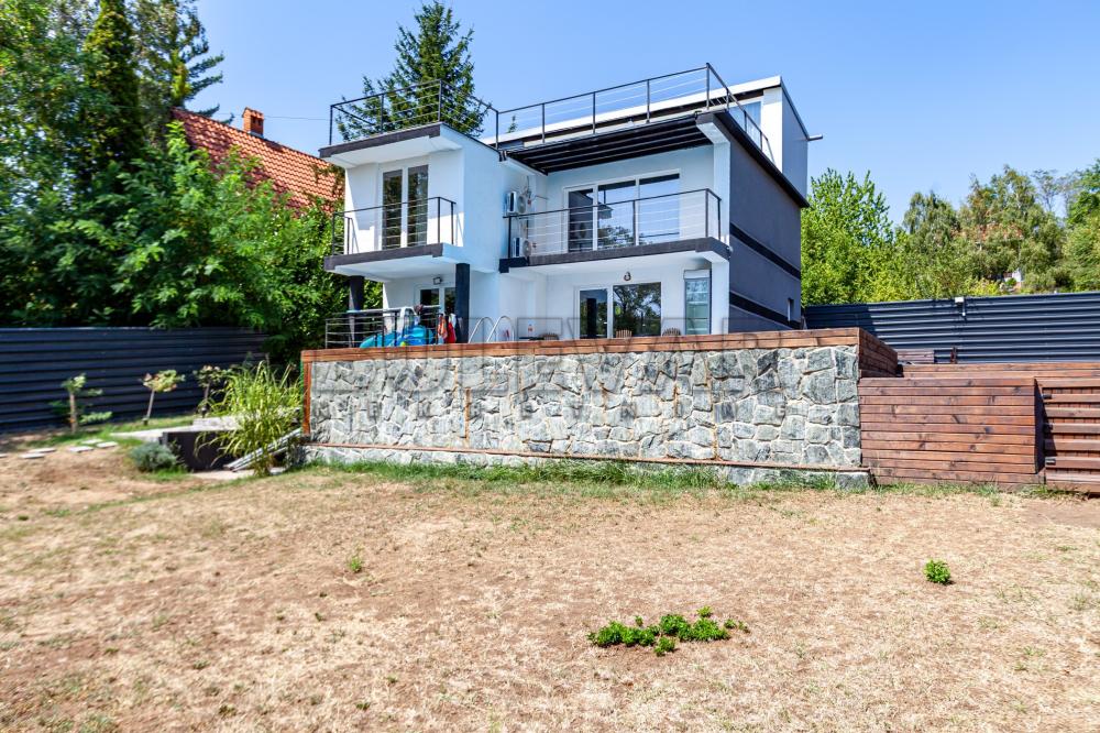 Slika 3 - Petra Božovića, Kuća na prodaju, 260m2, 195.000€