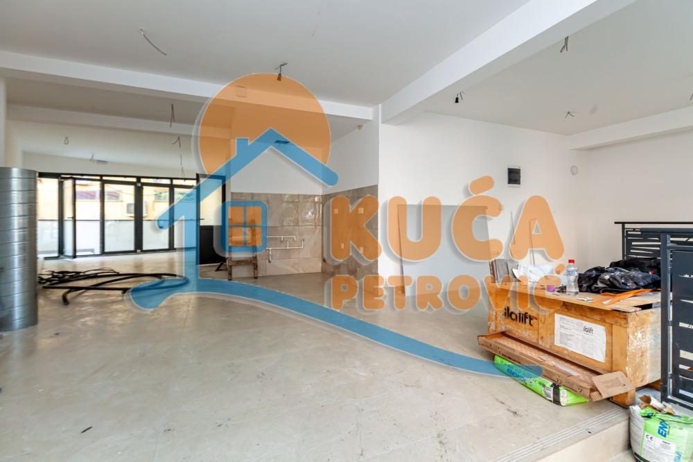 Slika 3 - Davidova,  Lokal za izdavanje, 165m2, 3.500€