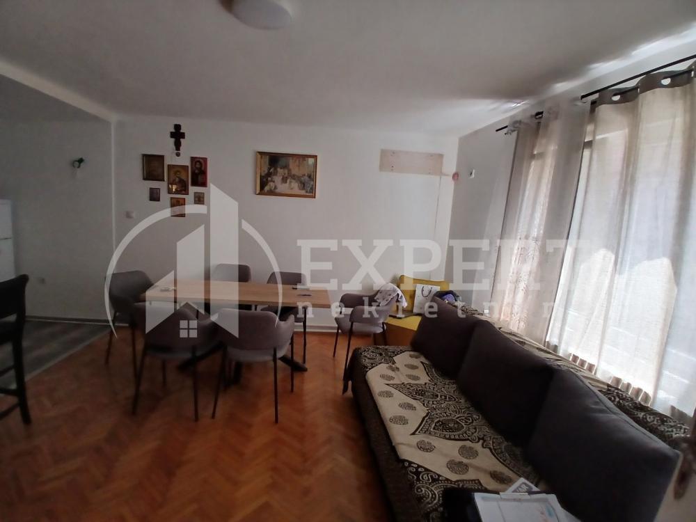 Glavna slika -Stevana Nemanje, Trosoban stan na prodaju, 79m2, 125.000€