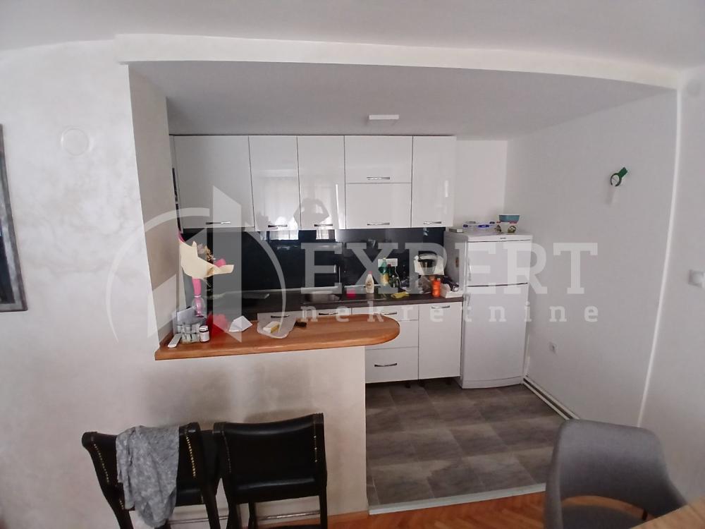 Slika 3 - Stevana Nemanje, Trosoban stan na prodaju, 79m2, 125.000€