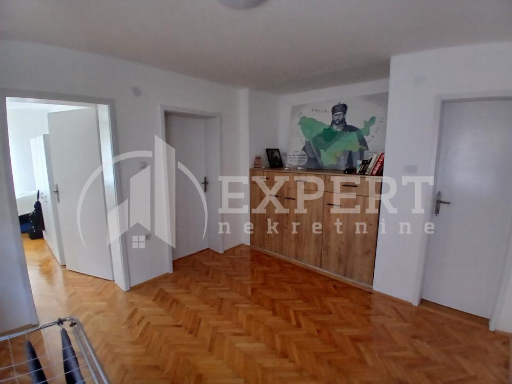 Slika 5 - Stevana Nemanje, Trosoban stan na prodaju, 79m2, 125.000€