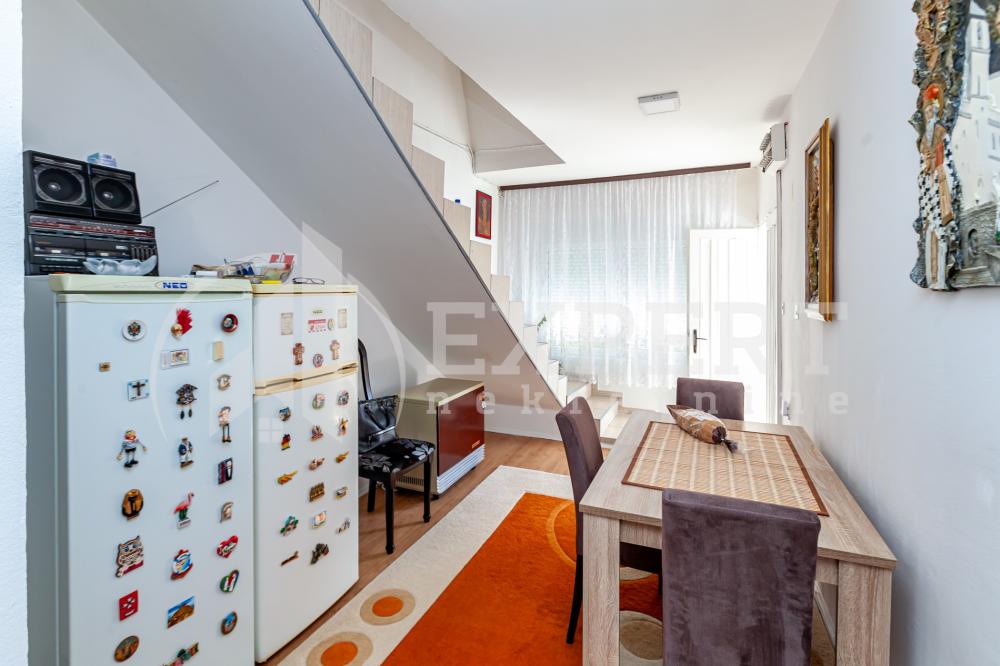 Slika 11 - Knjaževačka,  Kuća na prodaju, 270m2, 257.500€