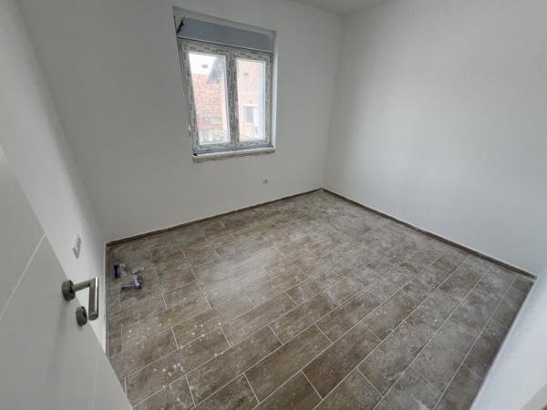 Slika 9 - Četvorosoban stan na prodaju, 91m2, 187.000€