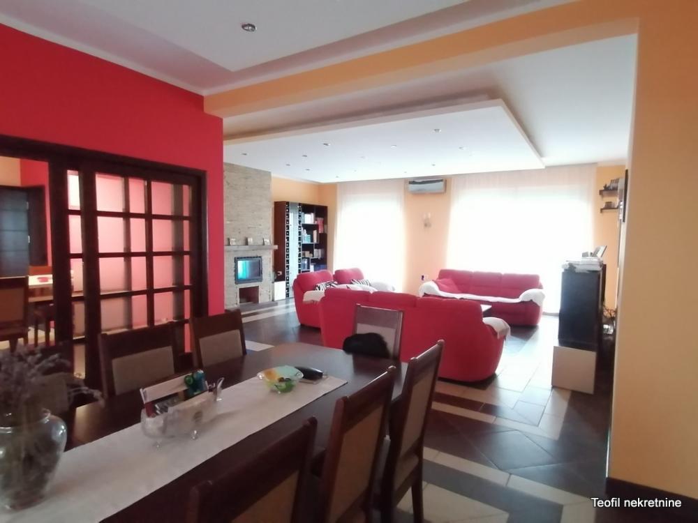 Glavna slika -Izvorska,  Kuća na prodaju, 256m2, 415.000€